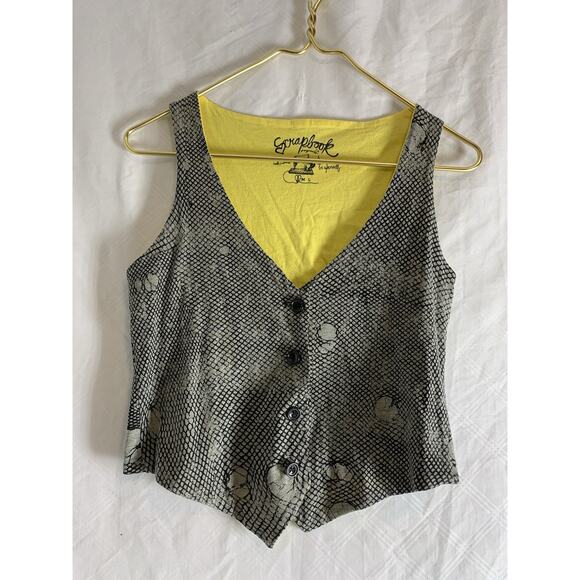 Scrapbook Originals Small Cotton Vest Grudge Skeleton Print - Picture 1 of 7